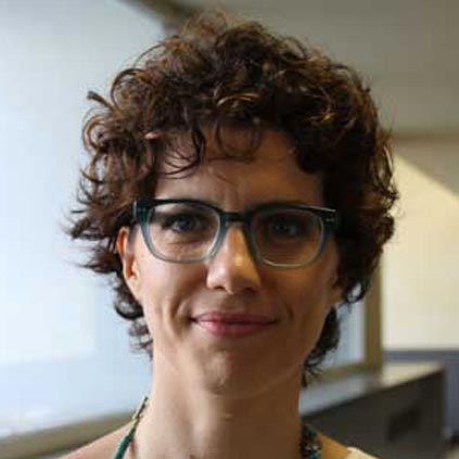 Regole e commercio: quando l’Istituzione condiziona i consumi